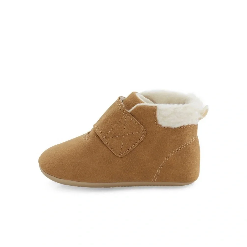 ✨BNWT - Carter's Just One You Baby Winter Boots - Beige 6-12M✨